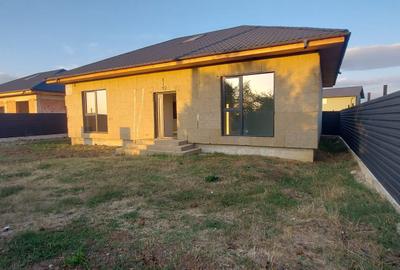 Casă cu 4 camere | Periș | 105 mp utili + terasă generoasă - 9