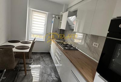 Apartament 2 camere decomandat, loc de parcare, curte in proprietate - 2