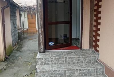 Corp casa pentru birouri-firme Calea Calarasilor Traian - 1