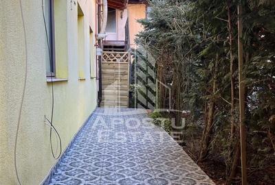 Casa la curte comuna 4 camere de vanzare, zona Dorobantilor Timisoara - 19