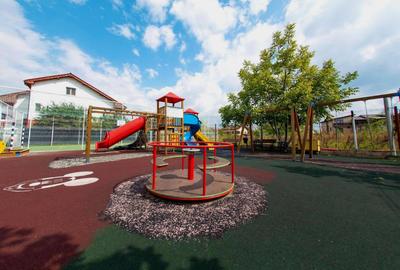 Proprietar   |   Vilă modernă  în American Village Pipera   |  Renovată complet - 14