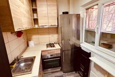 Garsoniera Timpuri Noi, 3 minute de metrou, PET-FRIENDLY,  mobilată  modern - 5