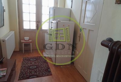 Apartament 2 camere de vanzare la casa  str.Plopului  Fagaras  jud. Brasov - 3