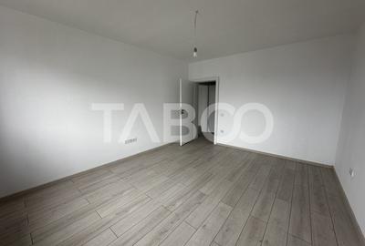Apartament decoamandat 71 mpu 2 camere balcon dressing etaj 1 Selimbar - 3