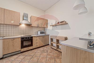 Apartament cu 4 camere de vânzare în zona Ultracentral - 17