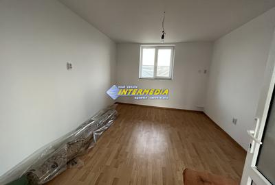 Casa noua cu 4 camere , pivnita de vanzare Alba Iulia finisata teren 1400 mp - 2