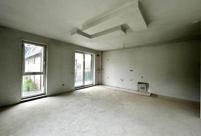 Apartament cu 3 camere semidecomandat în Apahida
