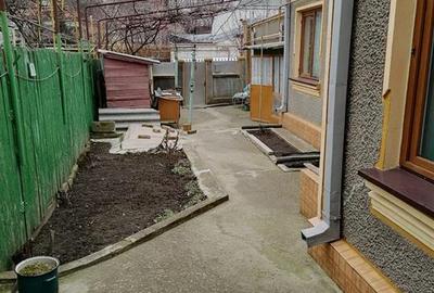 Casa 4 cam zona Bd.Cuza V C.Galati teren 210 mp cu 11 deschidere - 3