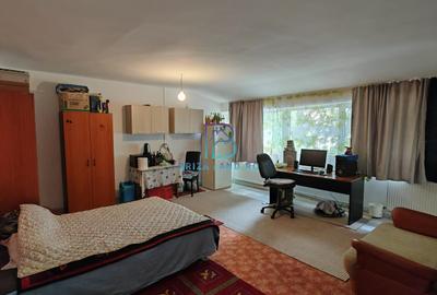 Bucurestii Noi, Lidl, D+P+E, 1992, sup. 680mp, 13 camere, teren 346mp - 14