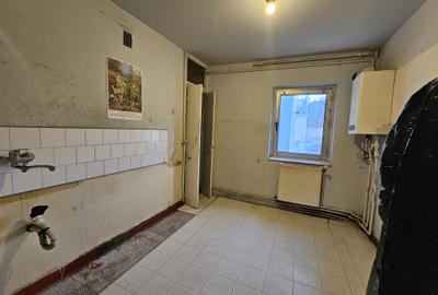 Apartament 3 camere, decomandat, Zona Mihai Eminescu in C-uri - 16