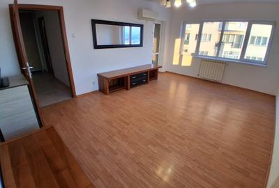 Apartament cu 2 camere decomandat Cartier Dream Village Cod 161046 - 13