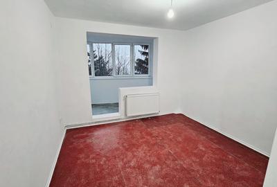 Vanzare apartament 3 camere-spatios si luminos