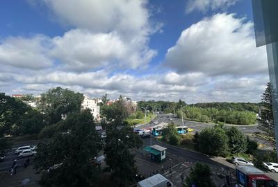 Locație unică,lângă parc - 1