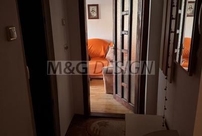 3 camere zona Sagului etaj 1 - 4