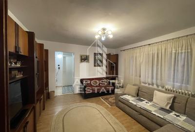 Apartament 2 camere, proaspat renovat, zona Micalaca - 1