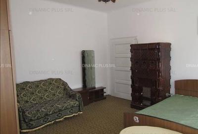 Camera de inchiriat unei domnișoare. - 6