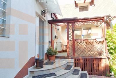 Casă individuală cu 6 camere în Oituz