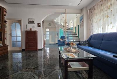 Vilă spațioasă aproape de centru | 259 mp | Piața Mică - 4