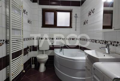 Apartament spatios 2 camere decomandate la VILA loc parcare Selimbar - 15