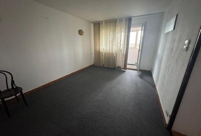 Apartament de 2 camere Mihai Bravu - Decebal - Piața Muncii (cu loc de parcare) - 1