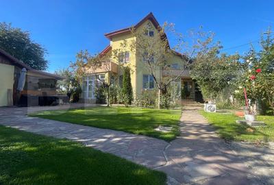 Casă individuală cu 5 camere în Lăpuș Argeș