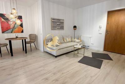 Apartament cu 3 camere semidecomandat, mobilat în Zorilor