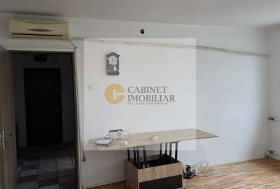 3 Camere-64MP | Reabilitat | 1975 | Creditabil | M Romancierilor 9 min - 3