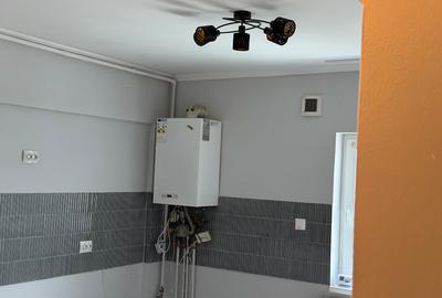 Apartament cu 2 camere decomandat în Astra