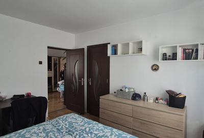 De vanzare ap. 2 camere, mobilat/utilat- zona Papiu - 4