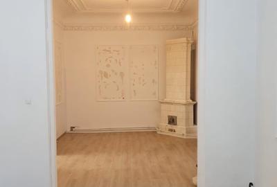 UNIRII,MANTULEASA,SECTOR 2,  VILA   SUPERBA  ,IDEAL FIRMA/CLINICA,1100000EURO - 14