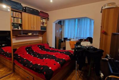Soarelui | 3 Camere | Etaj 1 | Centrala proprie | Boxa - 8