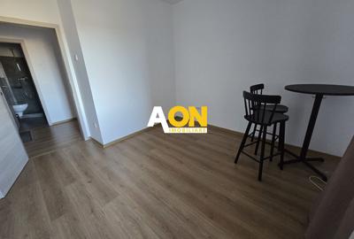 Apartament cu 4 Camere, Complet Mobilat, Lift, Zona Centru - 10
