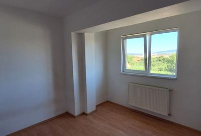 Zona Garii din Fagaras, apartament cu doua camere  25500 euro+TVA - 3