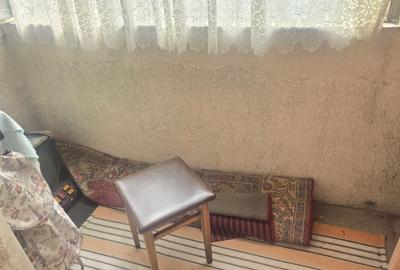 Vand apartament 2 camere decomandat in Deva, pe Bld. Balcescu, etaj 1 - 3
