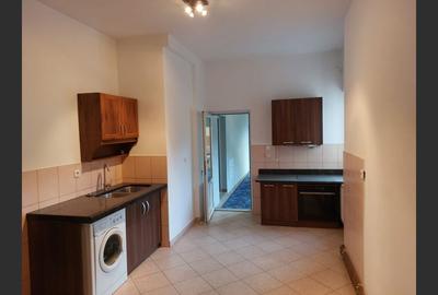 Clădire Multifuncțională – Oportunitate Unică - 4