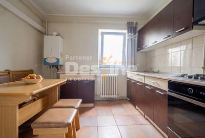 Apartament 2CD 50,3mp + balcon zona centrala Podu de Fier - 6