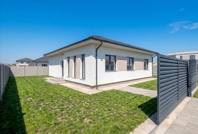 Casă individuală cu 5 camere în Tunari