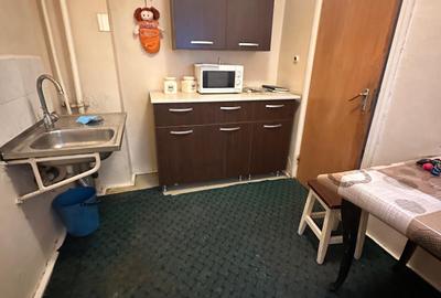 Vanzare apartament 3 camere Drumul Taberei Raul Doamnei - 1