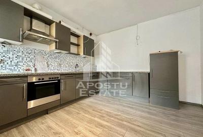 Casa individuală 7 camere, Centrala proprie , semimobilata , Balcescu - 1