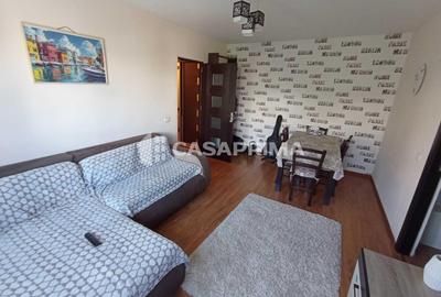 Apartament cu 3 camere semidecomandat, mobilat în Podu Roș