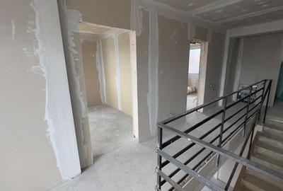 CASA INDIVIDUALA GLINA, INCALZIRE PARDOSEALA, TEREN 325 MP, COMIS 0% - 6