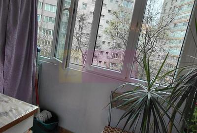 Titan Metrou M1-statia Titan si parc IOR, Bebe Tei - 10