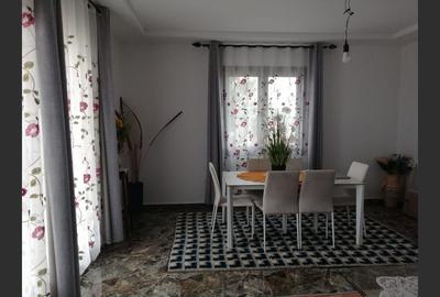 Casă Vădeni, 200m?, 4 camere, centru - 4