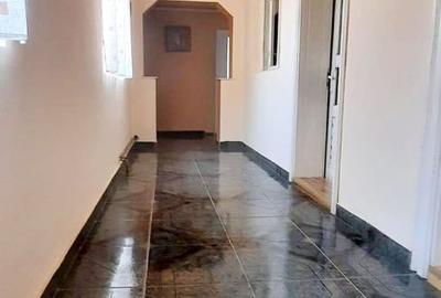Spatiu comercial si casa Rasnov - 19