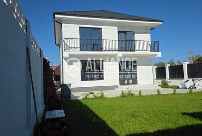 Casă individuală cu 4 camere în Est