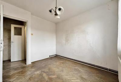Apartament cu 2 camere in zona Florilor de renovat - 4
