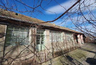 Casa individuala in Ciacova - atentie # necesita renovare - 1