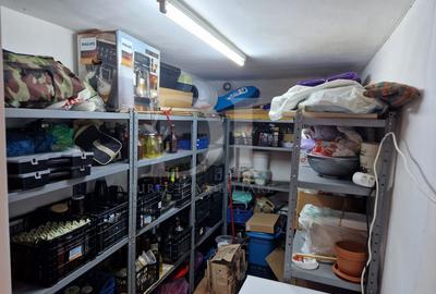 Casa la cheie / Zona Iazului, Floresti. - 28