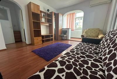 Inchiriere  Apartament cu 2 camere Podu Ros - 2