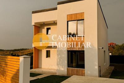 Casă individuală cu 4 camere în Miroslava